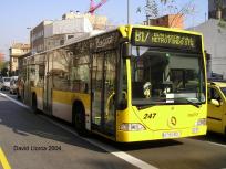 En la Vía Augusta de Badalona, feb. 2004. Foto de David Llorca