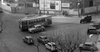 Tranvía de la línea 39 en el cruce Bailén-Córcega, años 1964-65. Foto Pedro González Esquerdo