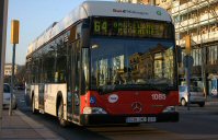 Prototipo nº 1085, de autobús de hidrógeno en la línea 64. Pº Juan de Borbón, marzo 2006. Foto Josep Pretel