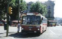 Prototipo del Pegaso 6420, que circuló en esta línea 22, en la Pl. Palacio. Foto wouter van der brugghen, año 1985