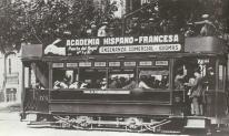 Tranvía con imperial en la Plaza Cataluña, año 1908