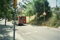 Girando por la calle Garbí en Trinitat Nova, junio 2002