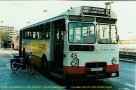 Línea 2 en la Pl. Mª Cristina, a un mes del traspaso de las lineas a Lydia, marzo 1989. Foto L.Rentero. Colección Miguel Segura