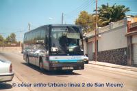 Autobús de la línea L2, es un vehículo de reserva, agosto 2001. Foto de César Ariño