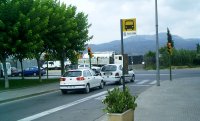 Parada de formato antiguo en la calle Pas del Llop, junio 2003